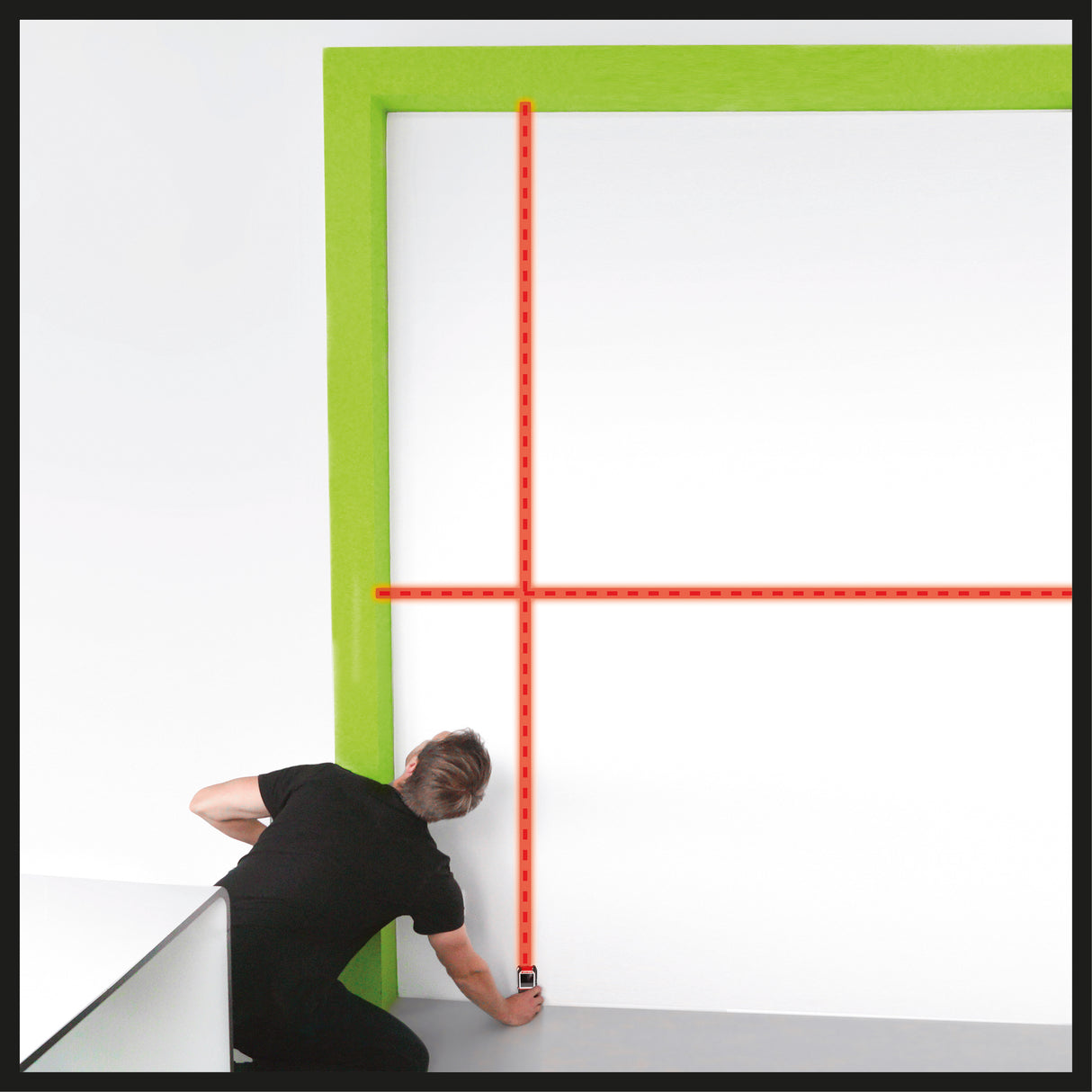 Telemetru laser Einhell TC-LD 25, pana la 25 m, niveluri de referinta pentru marginile fata/spate, masurare continua, oprire automata, functie de siguranta