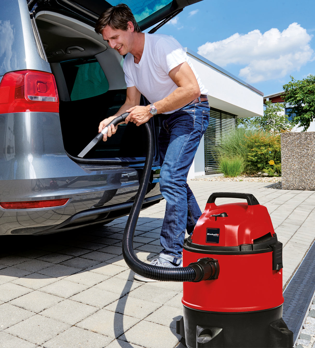 Einhell TC-VC 1825 száraz/nedves porszívó (1250 W, 25 literes tartály, lefújó csatlakozó, műanyag tömlővel/szívócsővel, szőnyegekhez/sima padlókhoz + résekhez való fúvókákkal, hosszú élettartamú/habszűrővel)