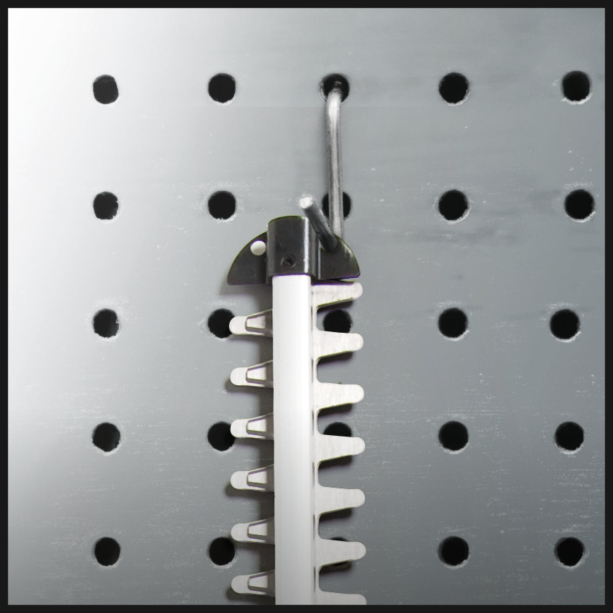 Masina de tuns gard viu pe acumulator Einhell GC-CH 1855/1 Li-Solo Power X-Change (18 V, lungime de taiere 55 cm, distanta intre dinti 18 mm, incl. colector de taiere, fara acumulator