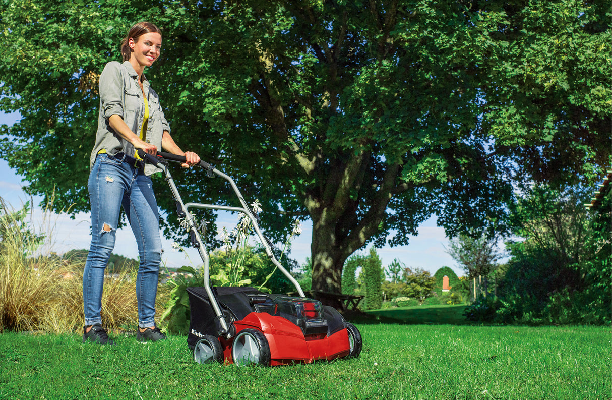 Einhell GE-SC 35/1 Li Solo talajlazító, 2x18V, 35 cm munkaszélesség, talajlazítási mélység akár 9 mm, szénkefe nélküli motor, akkumulátorok és töltő nélkül szállítjuk