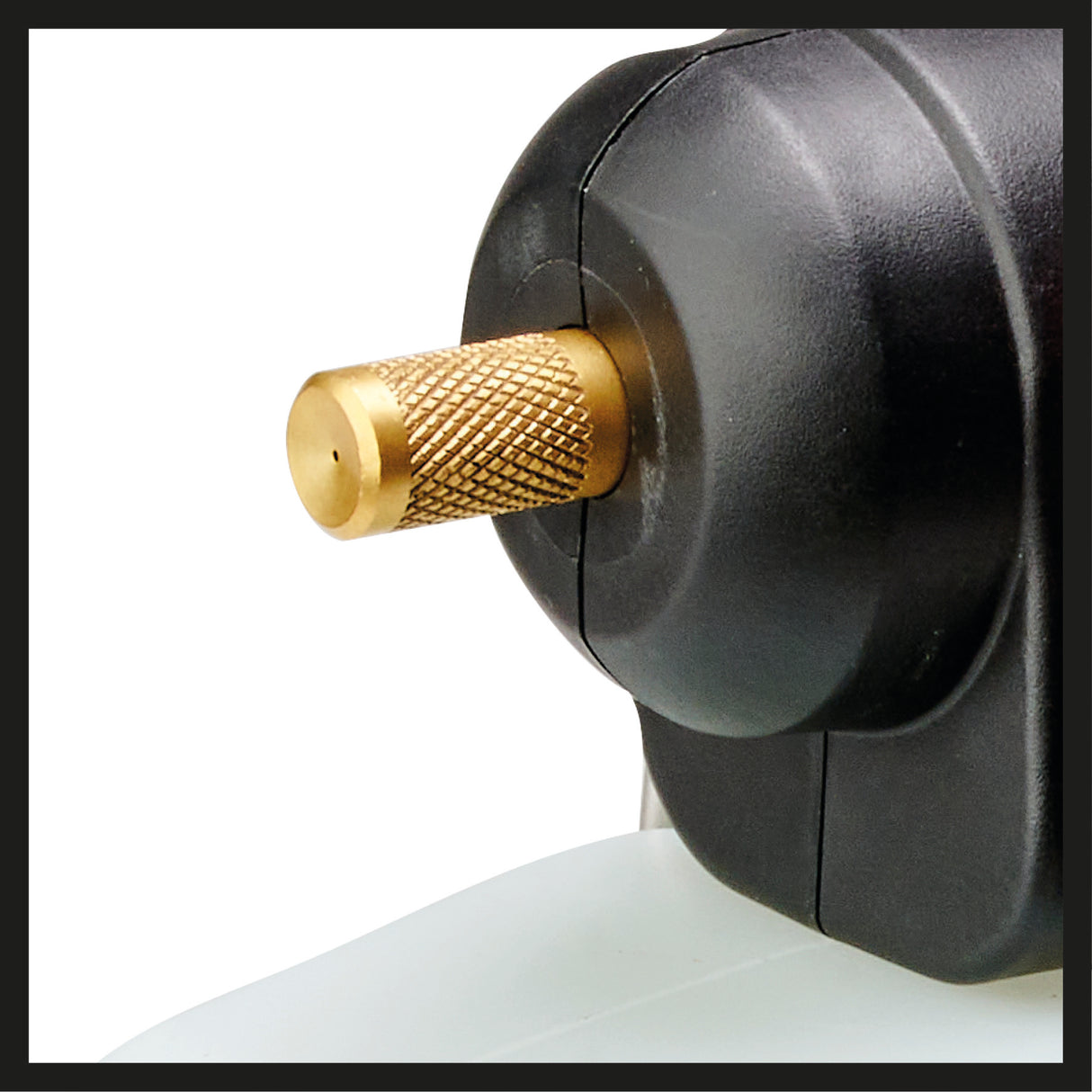 Pulverizator electric pe acumulator Einhell GE-WS 18/10 Li-Solo Power X-Change (18 V, pompa automata, rezervor de 1 litru cu scala, duza reglabila din alama, fara acumulator