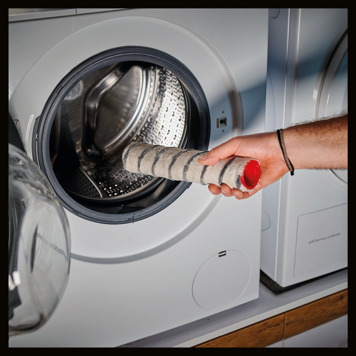 Rola cu perie originala Einhell pentru curatatorul de pardoseli dure (accesoriu pentru curatatorul de pardoseli dure fara cablu Einhell CLEANEXXO, lungime 29 cm, lavabil la masina, usor de schimbat)