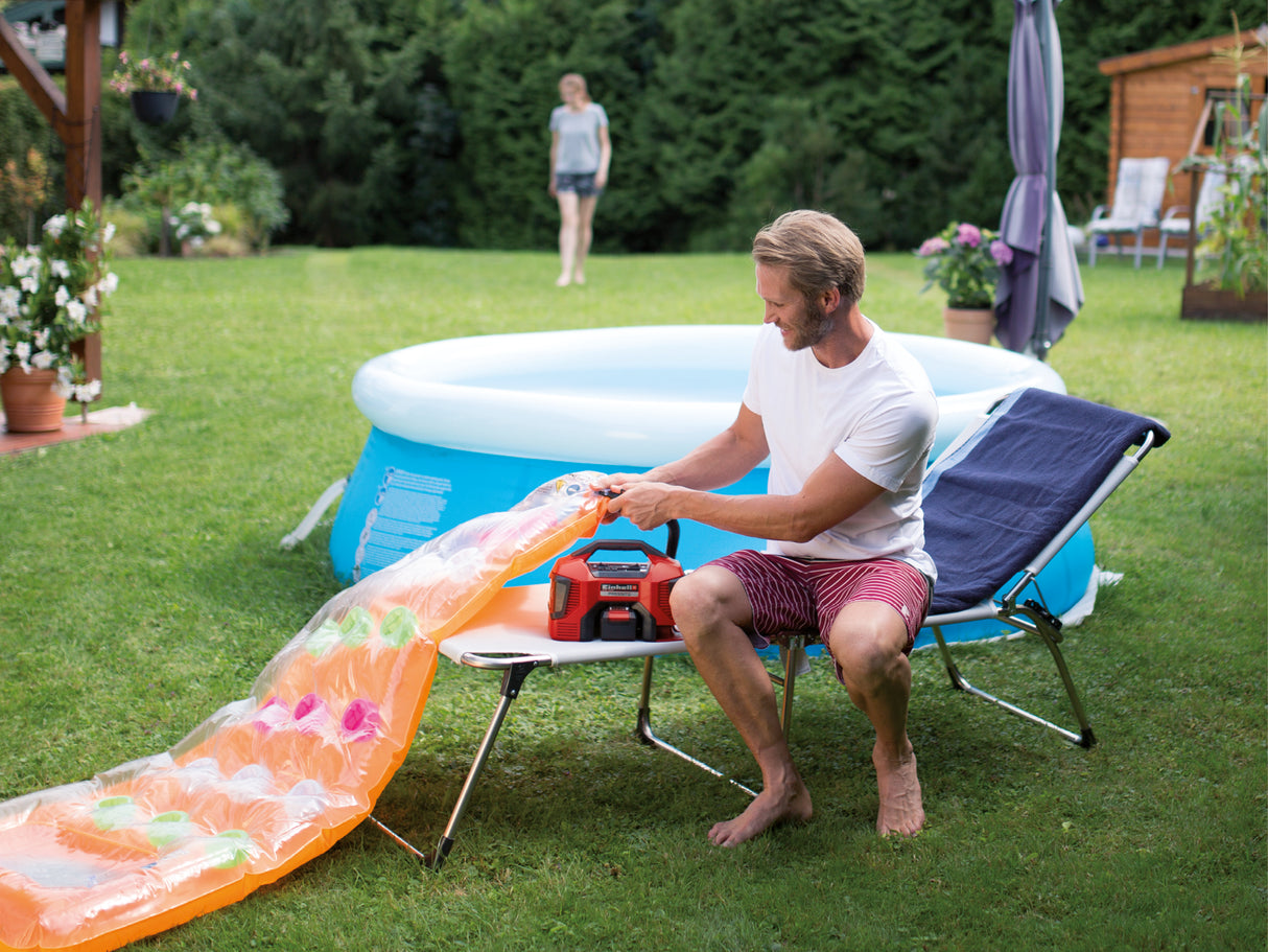 Compresor pe acumulator Einhell PRESSITO Power X-Change, 18 V, max. 11 bar, lungime furtun 31 cm, inclusiv set adaptor 3 piese, fara acumulator