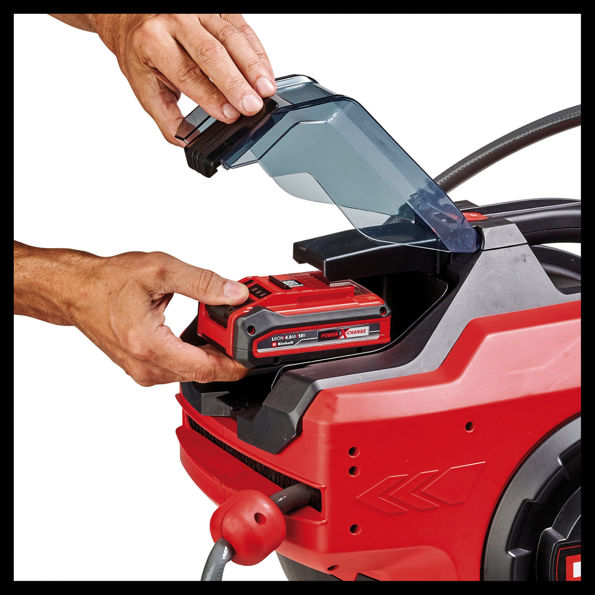 Tambur de furtun pe acumulator Einhell GE-HR 18/30 WH Li-Solo (18 V, infasurare automata a furtunului, rotire la 180°, suport de perete, furtun de conectare de 1,5 m, fara acumulator si furtun