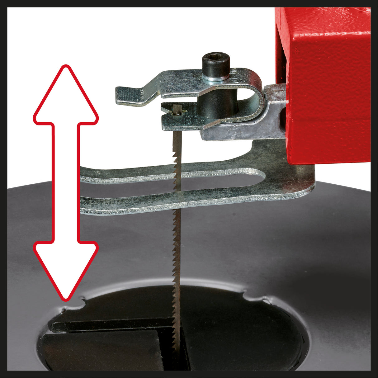 Einhell TC-SS 406 E körfűrész, 120 W, vágási magasság 50 mm, 47°-ban dönthető asztal, változtatható sebesség, fúvó, 2 fűrészlappal együtt