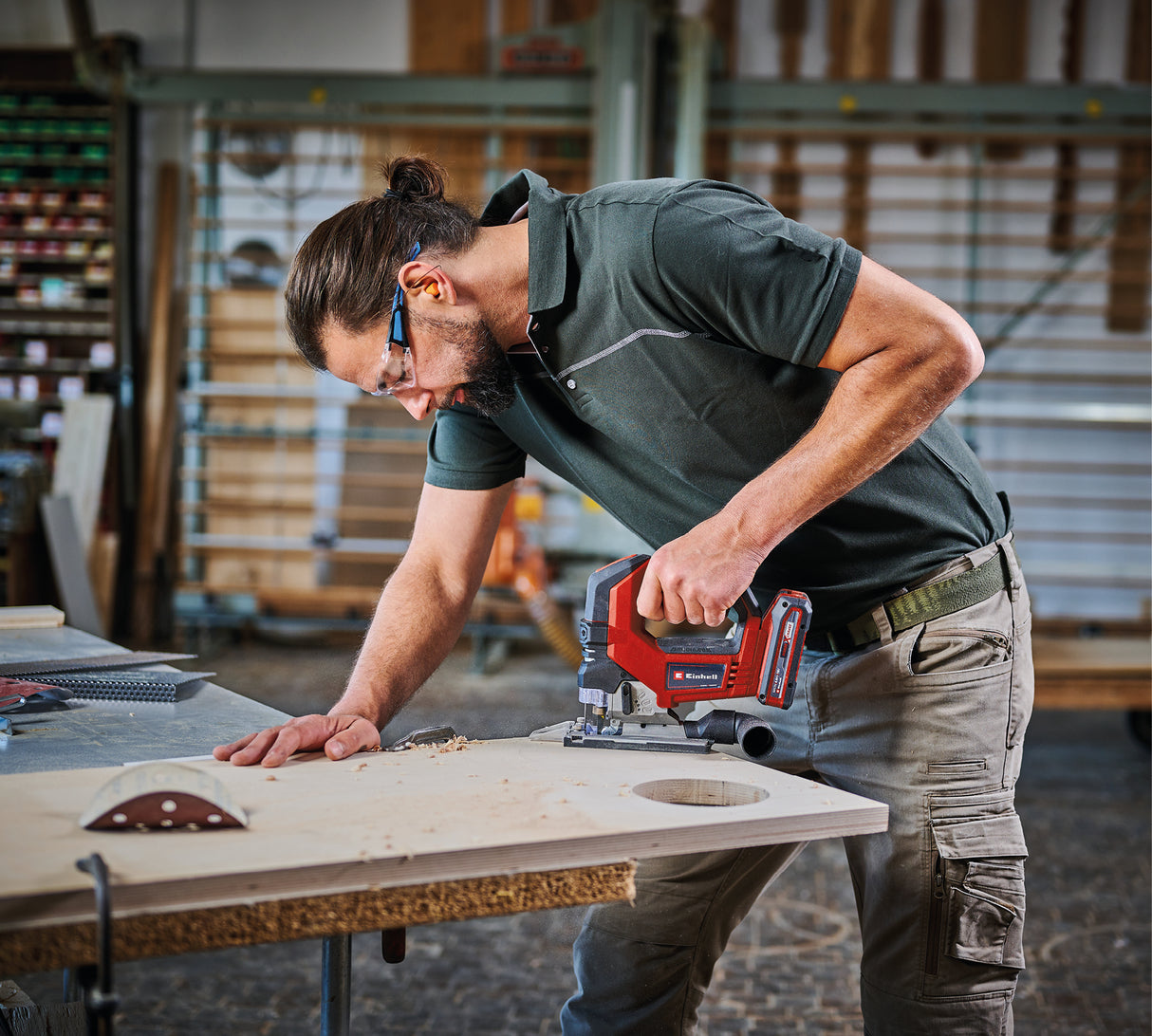 Fierastraul pendular fara fir Einhell Professional TP-JS 18/135 Li BL Power X-Change (18 V, adancime taiere 135 mm in lemn, inaltime cursa 26 mm, motor fara perii, include lama, fara acumulator)