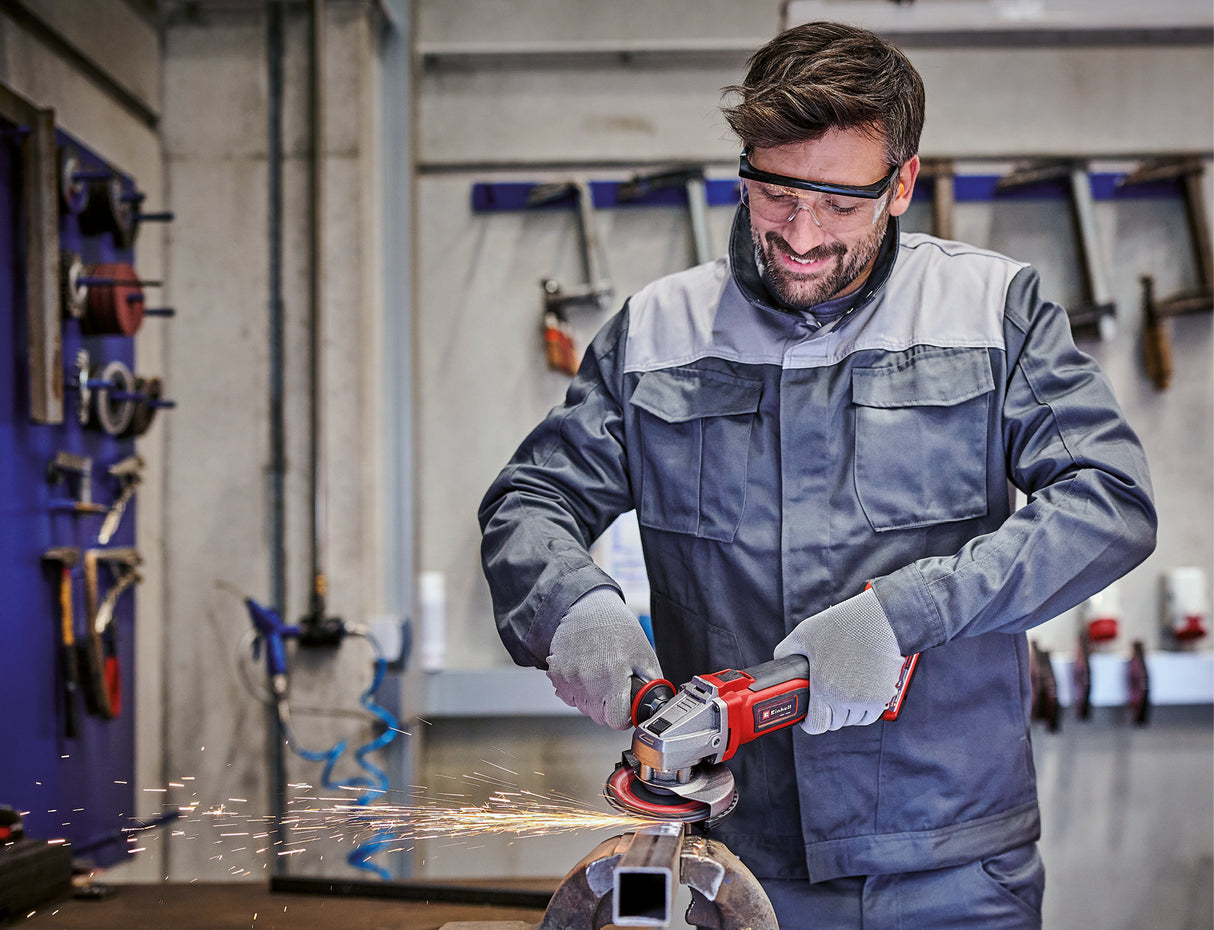 Einhell akkus sarokcsiszoló TE-AG 18/115-2 Li - Solo Power X-Change, 18 V, 115 mm-es tárcsaátmérő, 28 mm-es vágási mélység, pótfogantyú, vágóvédővel, akkumulátor nélkül