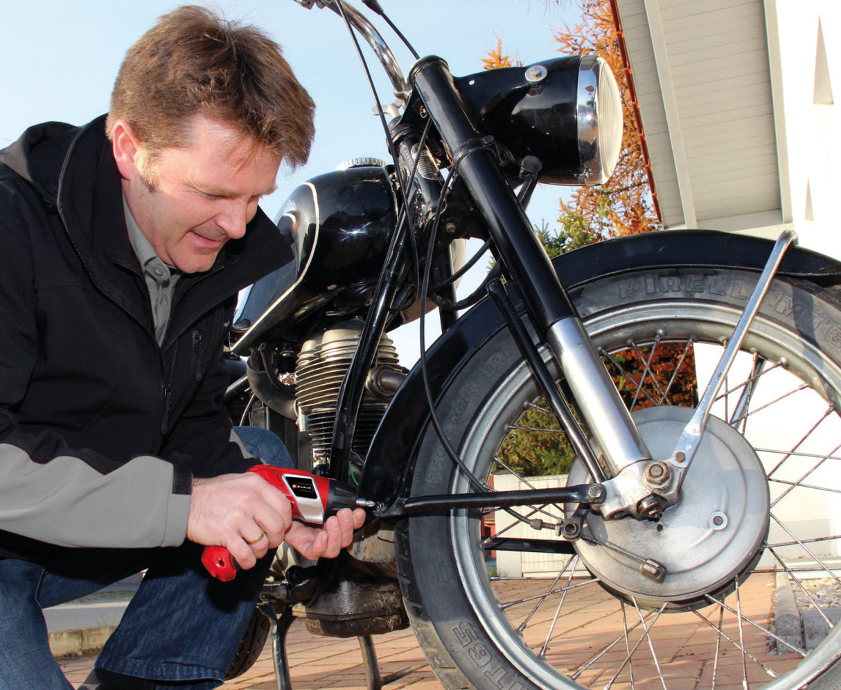 Surubelnita pe acumulator Einhell TC-SD 3.6 Li (3.6V, 1300 mAh, cuplu de 3 Nm, articulatie pivotanta in maner, lumina LED, prindere moale, lumina de incarcare, cu 6 biti