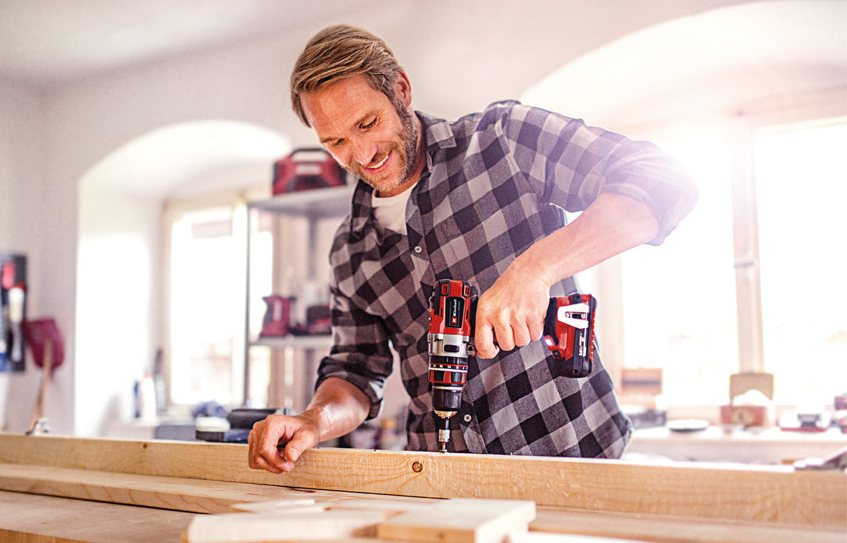 Masina de gaurit si insurubat (bormasina) cu impact pe acumulator Einhell Professional TP-CD 18 Li-i BL Kit Power X-Change, 18 V, motor fara perii, incl. 2 baterii PXC de 2,0 Ah si incarcator