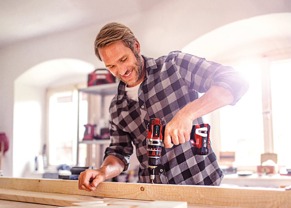 Masina de gaurit si insurubat (bormasina) cu impact pe acumulator Einhell Professional TE-CD 18/50 Li-i BL Kit Power X-Change, 18 V, motor fara perii, incl. doua baterii reincarcabile PXC de 2,0 Ah si incarcator, S35 E-Box