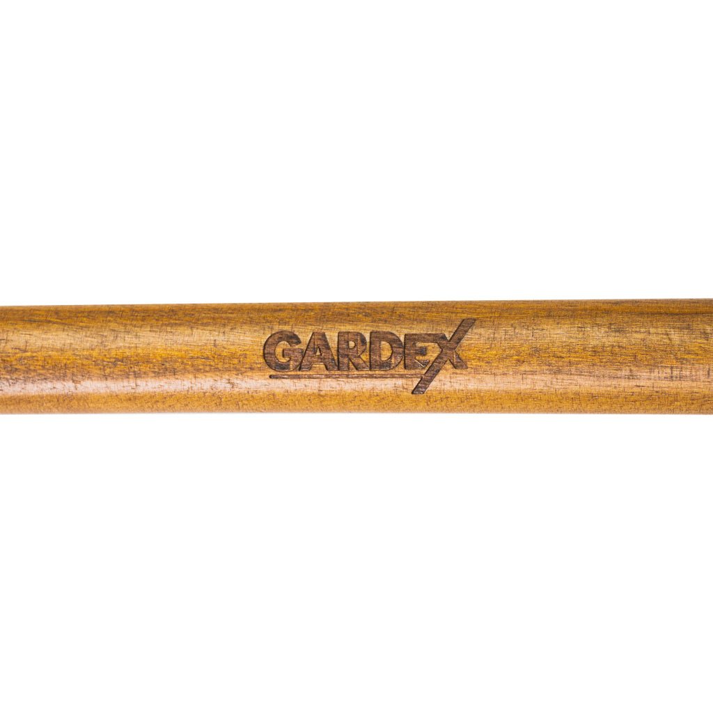 GARDEX Grebla pentru frunze cu coada de lemn 22 de dinti GX Tip: Greblă de grădină cu formă evantai Aplicații:Pentru frunze, iarbă și resturi ușoare Număr dinți: 22 Formă cap: Evan Gardex - scule electrice si unelte profesionale - BricoMart