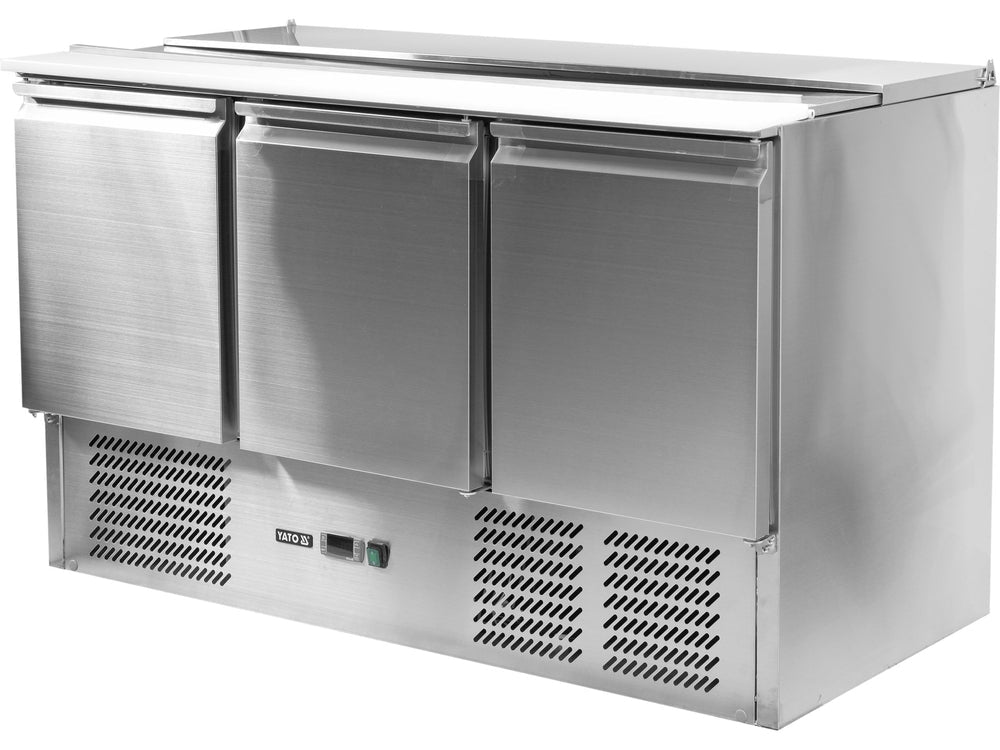 MASA RECE PENTRU SALATE, 3 USI + CAPAC, 368L Yato YG - 05290 - Lazi frigorifice pentru salate, 1365x700x876mm, 240 W, 240V Yato - scule electrice si unelte profesionale - BricoMart