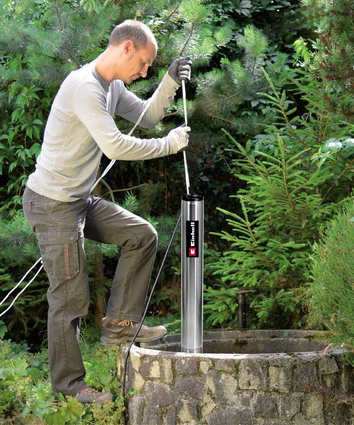 Pompa sumersibila de adancime Einhell GE - DW 1155 NA, 1100 W, pana la 6000 l/h, inaltime maxima de refulare 55 m, diametru pompa 98 mm, cablu de retea 22 m, functie automata Einhell - scule electrice si unelte profesionale - BricoMart