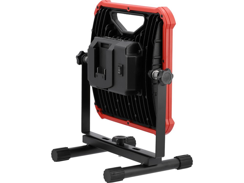 REFLECTOR CU ACUMULATOR YATO YT - 82966 , 5000LM 18V , 50 W , LED - uri COB , bateria nu este inclusa YATO - scule electrice si unelte profesionale - BricoMart