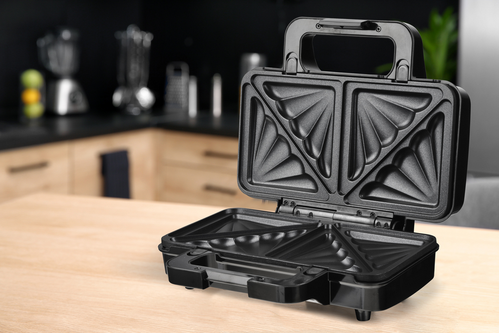 APARAT DE PREPARAT LUND 67530 WAFFE, GRILL SI SANDWICH, 900W