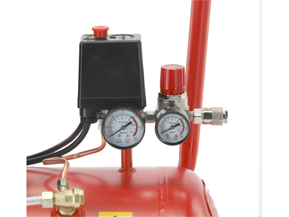 YATO YT-23305 LÉGKOMPRESSZOR, 50L, 8 BAR, 1500W, 200 l/perc