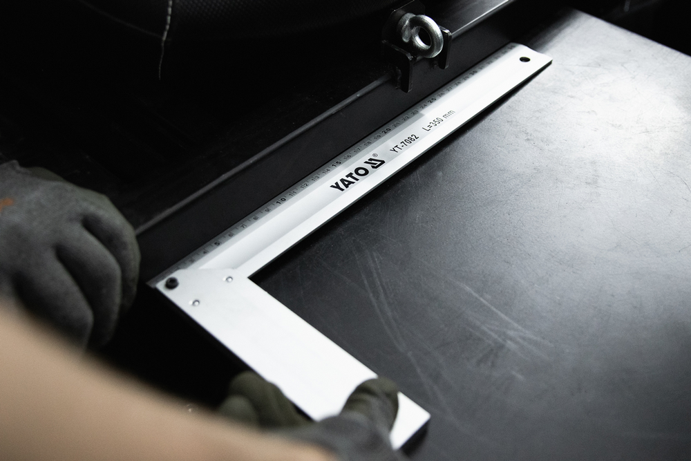 YATO YT-7082 ÁCSMÉRLEG 350MM