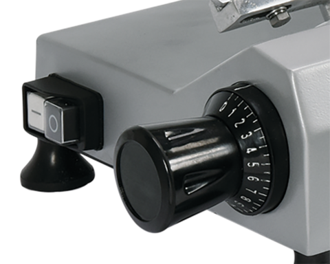 KOLBászszeletelő YATO YG-03110 220MM