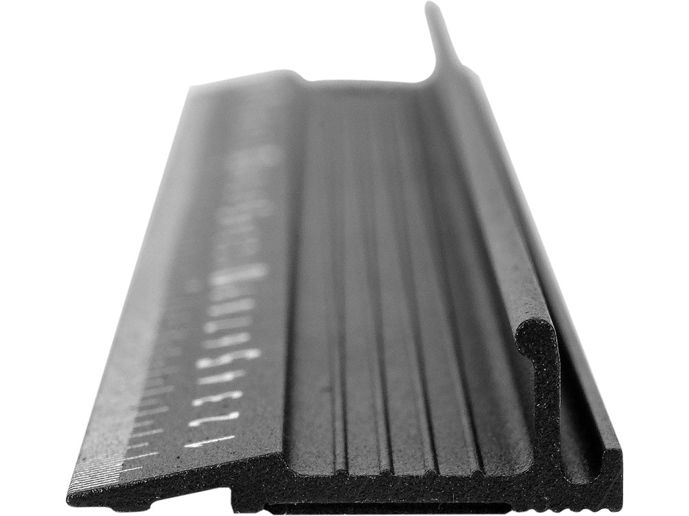 RIGLA DE ALUMINIU YATO YT-70725 CU MANER, 200MM