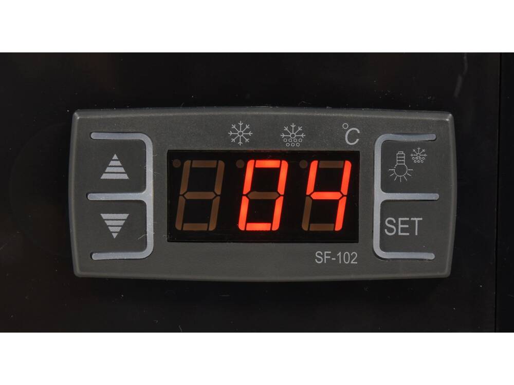 VITRINA FIRGORIFICA DE YATO YG-05020 PREZENTARE, 100L 68X45X67CM - NEGRU