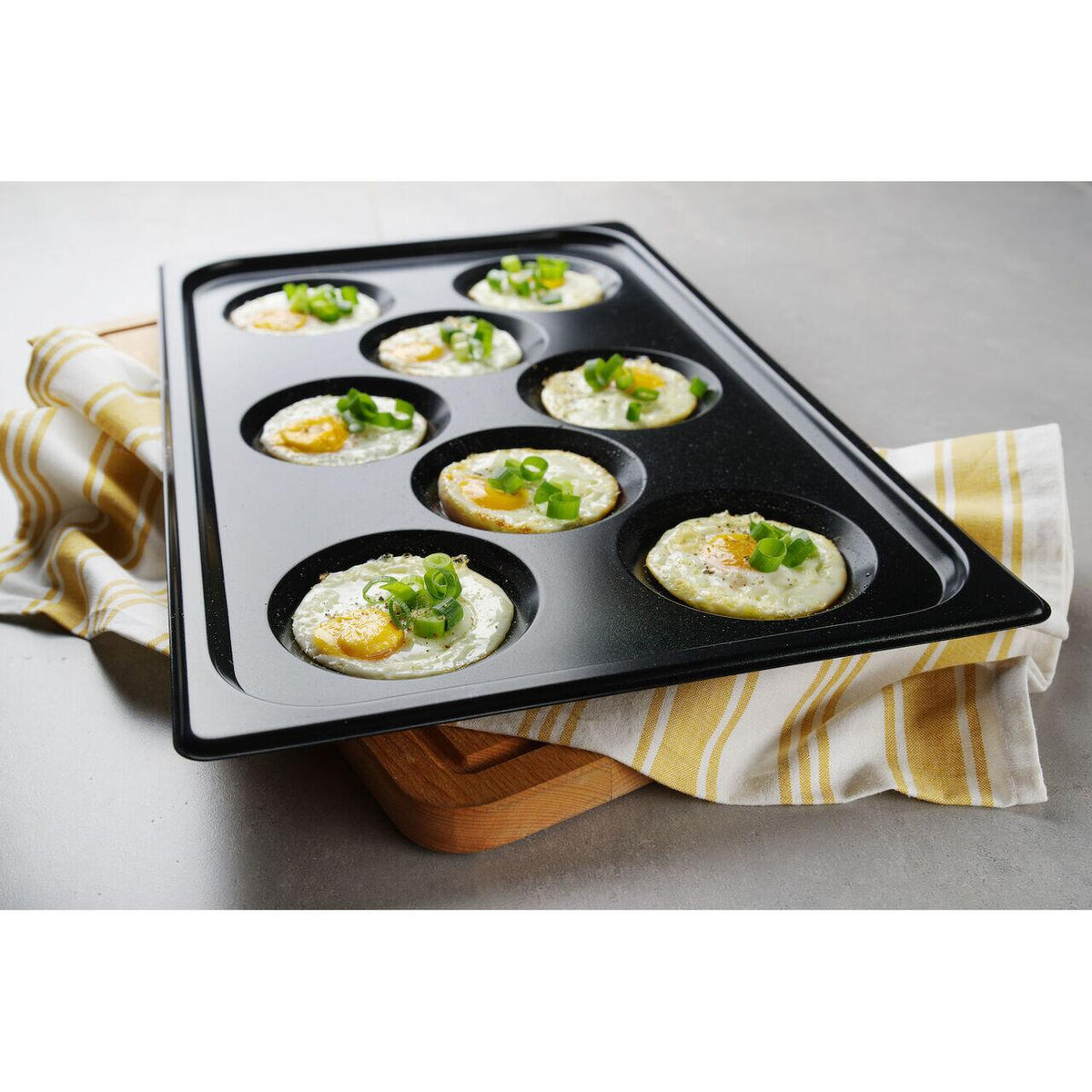 Tava pentru oua, cu invelis antiaderent CONVECTOMAT EGGPLATE, HENDI, GN 1/1, Negru, 530x325x(H)26mm