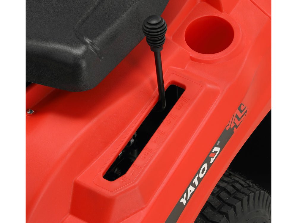 Tractor de tuns iarba YATO YT - 85551 546 cm3, 1070 mm, motor LONCIN , cutie de viteze hidrostatica YATO - scule electrice si unelte profesionale - BricoMart