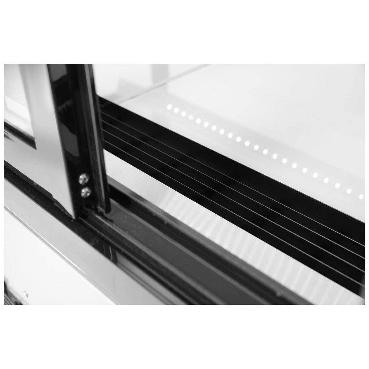 Vitrina frigorifica de prezentare interval temp. 2/6°C, corp inox, 610 litri, 500 W ARKTIC by Hendi, 1815x675x(H)1210 mm