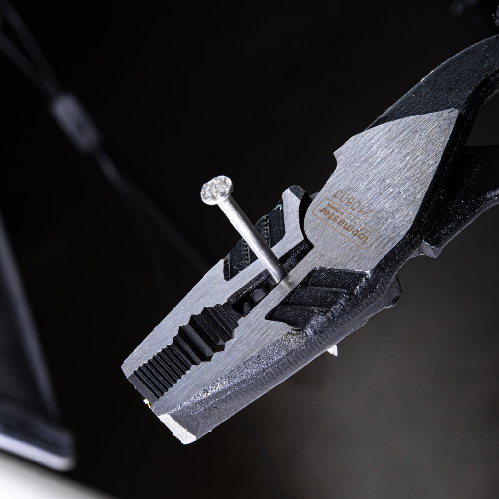 TOP MASTER PRO Cleste combinat cu cap indoit 190mmTMP Pârghie mare - cu 35% mai puțin efort decât modelul standard Material:otel Cr-Ni Specially shaped jaws