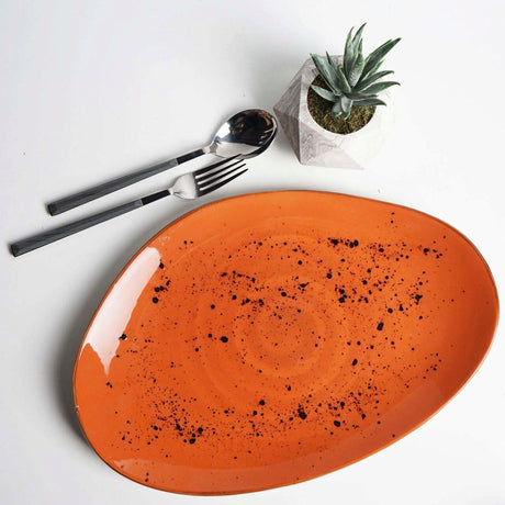 Farfurie în formă organică Dahlia 350x210 mm Fine Dine
