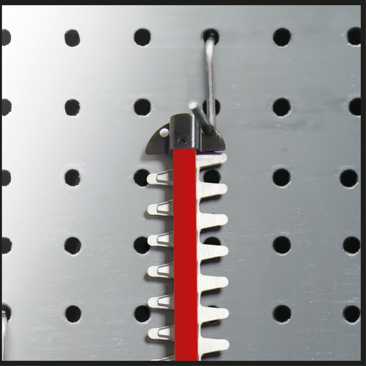 Masina de tuns gard viu pe acumulator Einhell GC-CH 18/50 Li Solo Power X-Change (Li-ion, cutie de viteze metalica, capac de lama din aluminiu, incl. tolba fara acumulator sau incarcator