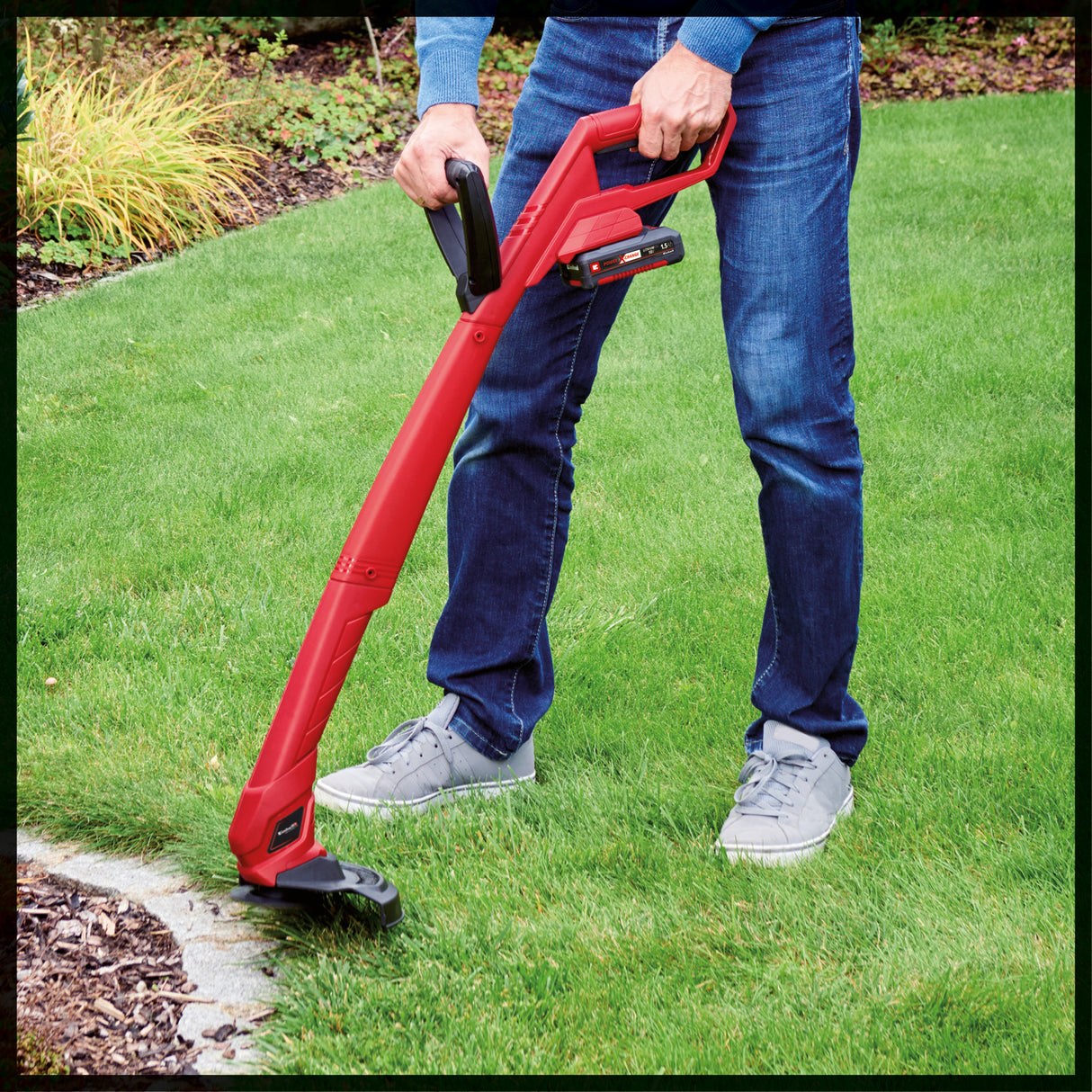 Trimmer de tuns iarba/gazon pe acumulator Einhell GC-CT 18/24 Li P-Solo Power X-Change (litiu-ion, 18 V, 8500 rpm, latime de taiere 24 cm, maner suplimentar, incl. 20 de lame din plastic, fara acumulator si incarcator