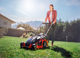 Masina de tuns iarba pe acumulator Einhell GE-CM 43 Li M Kit Power X-Change, 36V, latime de taiere 43 cm, pana la 600 m², fara perii, kit de mulcire, colector de iarba de 63L, inaltime de taiere 25-75 mm, inclusiv 2 baterii de 4,0 Ah + 2 incarcatoare