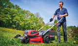Masina de tuns iarba/gazon pe acumulator Einhell GP-CM 36/52 S Li BL Kit Power X-Change (36 V, latime de taiere 52 cm, pana la 1200 m², motor fara perii, colector de iarba de 65 L, tractiune integrala, incl. 4x baterii de 5,2 Ah + 2x incarcator dublu