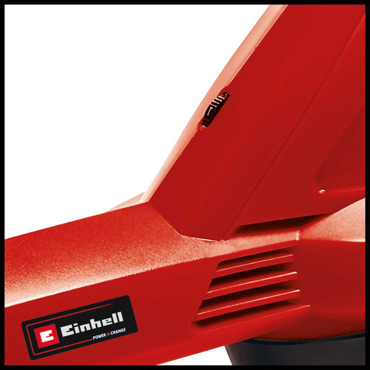 Einhell GC-CL 18/1 Li E-Solo Power X-Change univerzális akkus lombfúvó, 18 V, Li-ion, légáramlás 210 km/h, 2 részes cső, elektronikus sebességszabályozás, akkumulátor és töltő nélkül