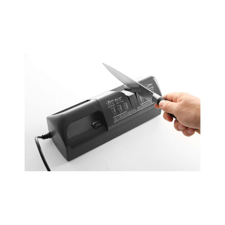 Ascutitor cutite cu aparator deget