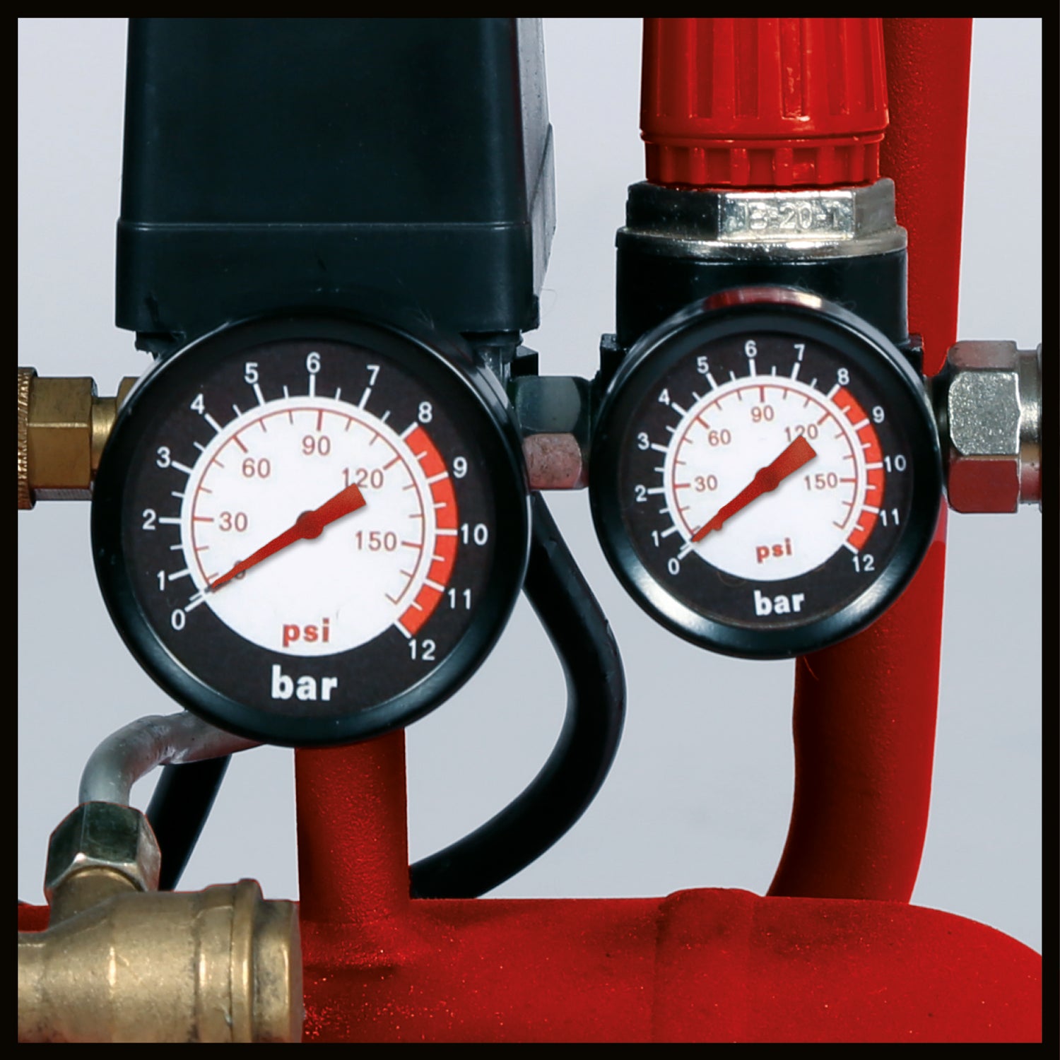 Compresor Einhell TC-AC 270/50/8, max. 8 bar, 1,8 kW, capacitate de aspiratie 270 l/min, rezervor de 50 litri, surub de drenaj integrat, manometru, cuplaj rapid