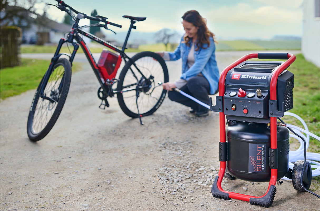 Compresor Einhell TE-AC 240/24 Silent, 1.500 W, max. 10 bar, rezervor de 24 l, fara ulei, capacitate de aspirare 240 l/m, compresor silentios de 70 dB, 2 manometre, reductor de presiune