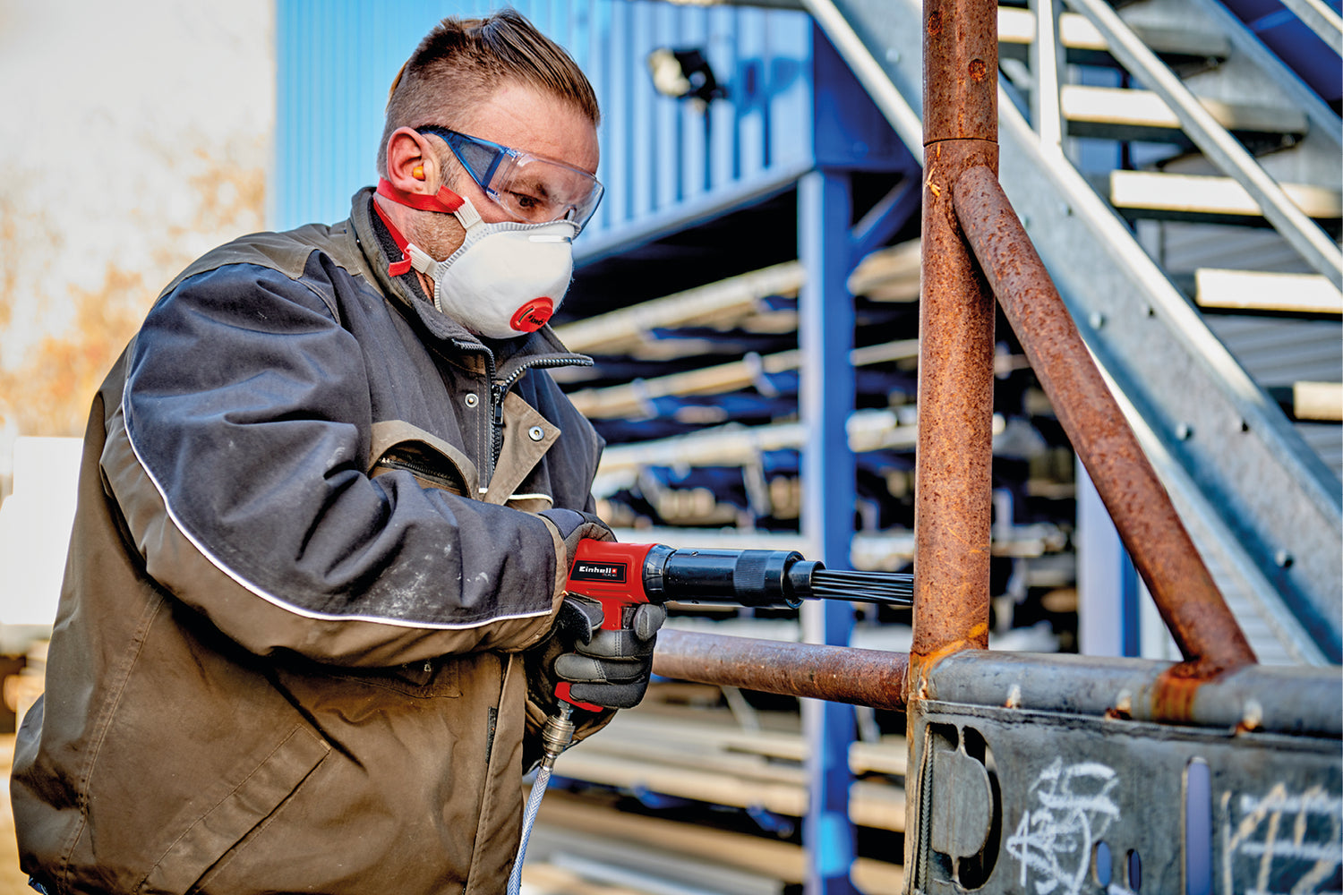 Set dalta pneumatica Einhell TC-PC 45 (pentru piatra + metal, incl. set dalta 4 piese 120 mm, accesoriu detartrator ac, sticla de ulei goala, niplu de dop