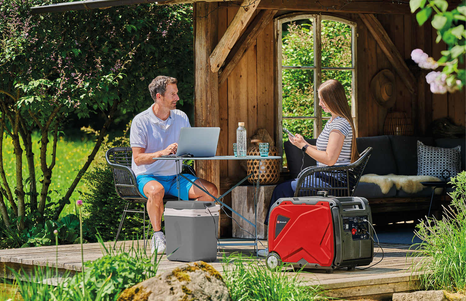 Generator de curent Einhell, benzina TE-IG 3500, max. 3300 W, rezervor 8,3 l, invertor, putere continua 3200 W, motor in 4 timpi, 2x 230 V, 2x porturi USB, 1x 12 V, protectie la lipsa de ulei