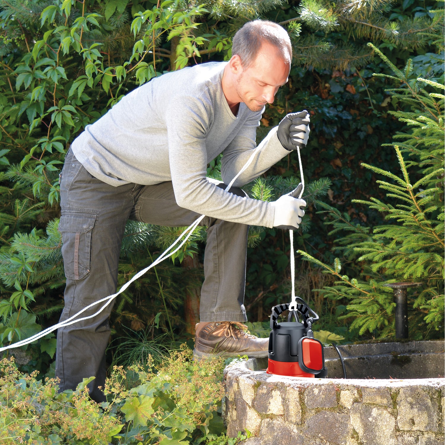 Pompa de apa murdara Einhell GC-DP 7835 (780W, Ø35 mm particule straine, capacitate de debit 15.700 L/h, plutitor, maner de transport, infasurare cablu, conectare universala