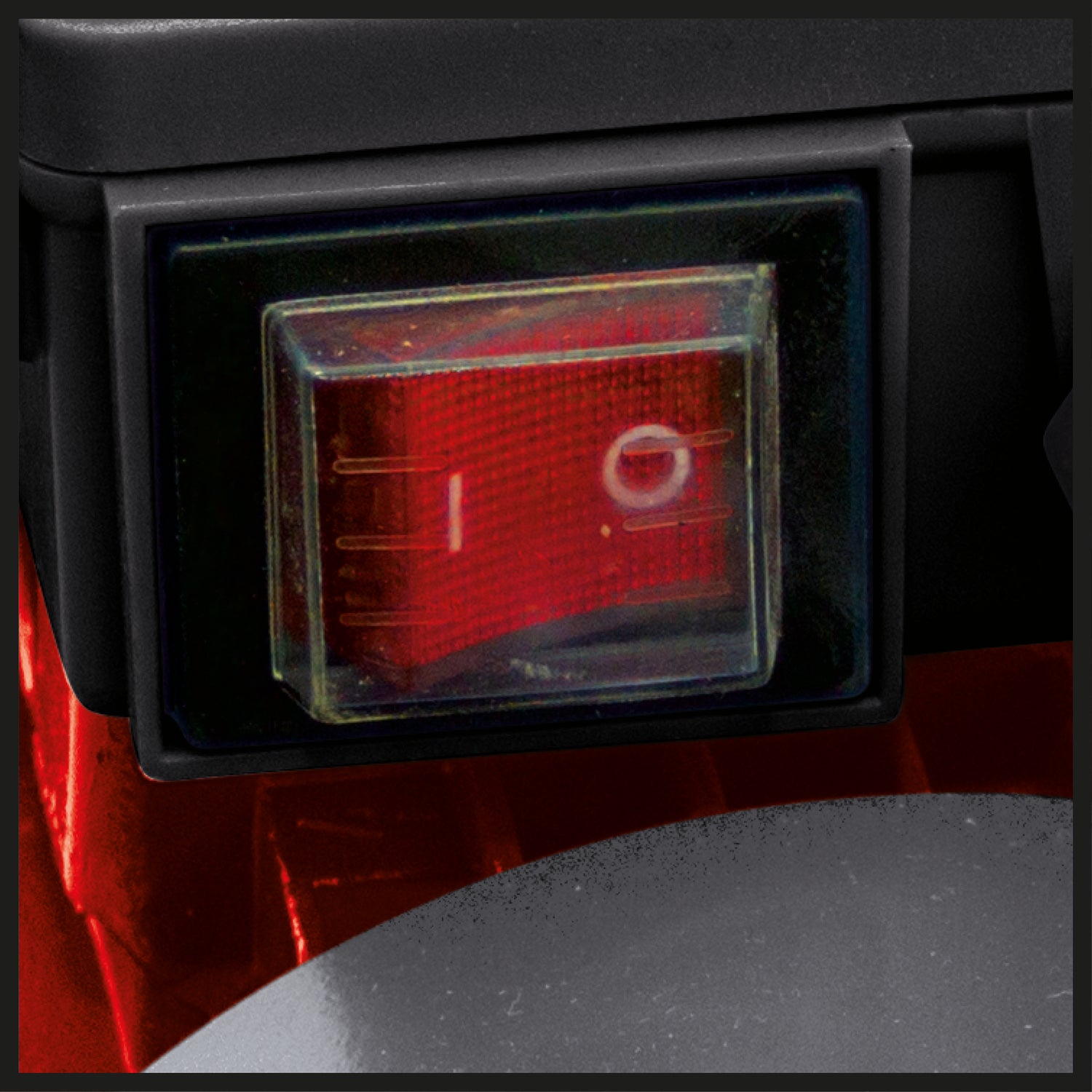 Pompa de gradina Einhell GC-GP 6036, 600 W, presiune maxima de refulare 4 bar, debit maxim 3.600 l/h, inaltime maxima de aspirare 8 m, intrerupator pornit/oprit, surub de umplere/evacuare apa, maner de transport