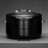 Incalzitor cu inductie rotund cu capac din sticla De Luxe Black, 9l Fine Dine