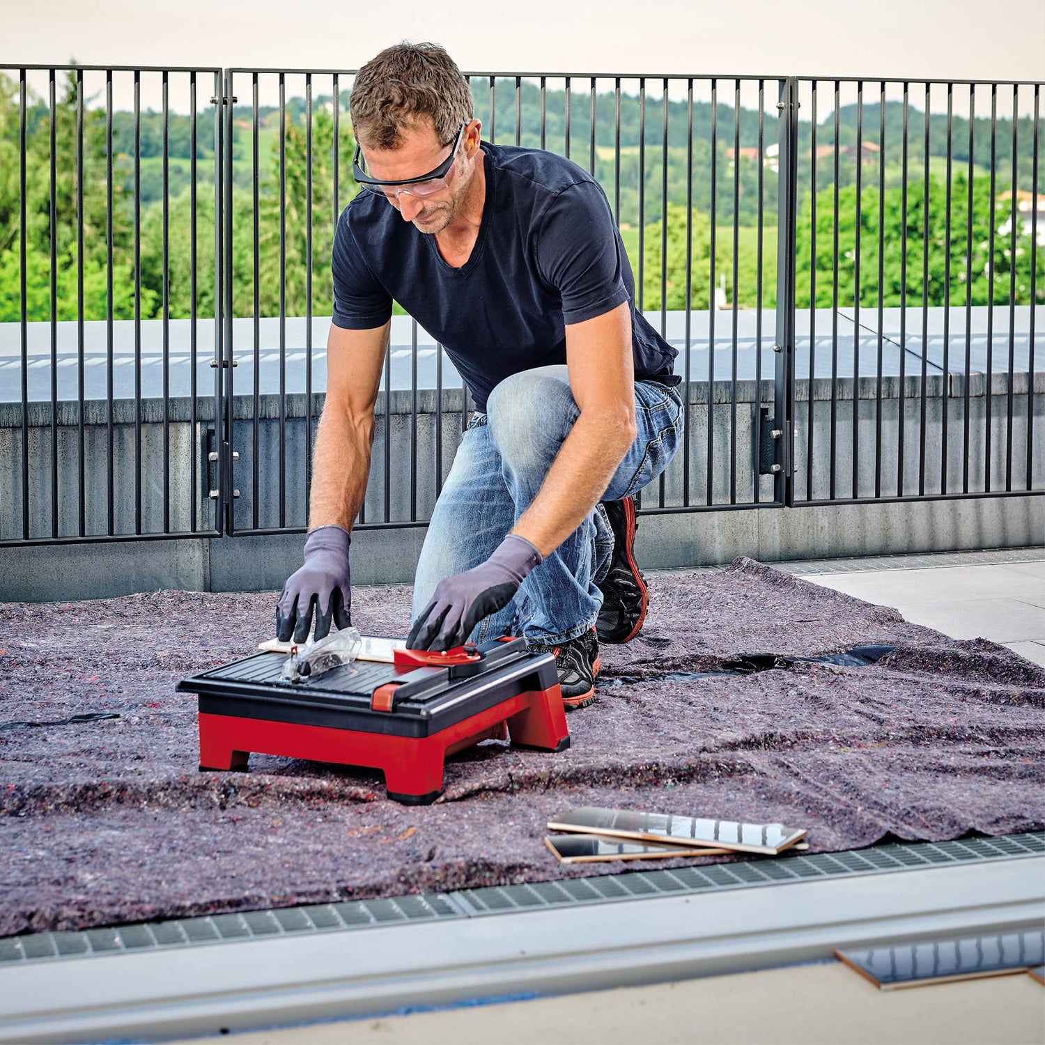 Masina de taiat faianta pe acumulator Einhell TE-TC 18/115 Li-Solo Power X-Change (Li-ion, 18 V, max. 3800 rpm, incl. disc de taiere de 115 mm, furnizata fara acumulator sau incarcator