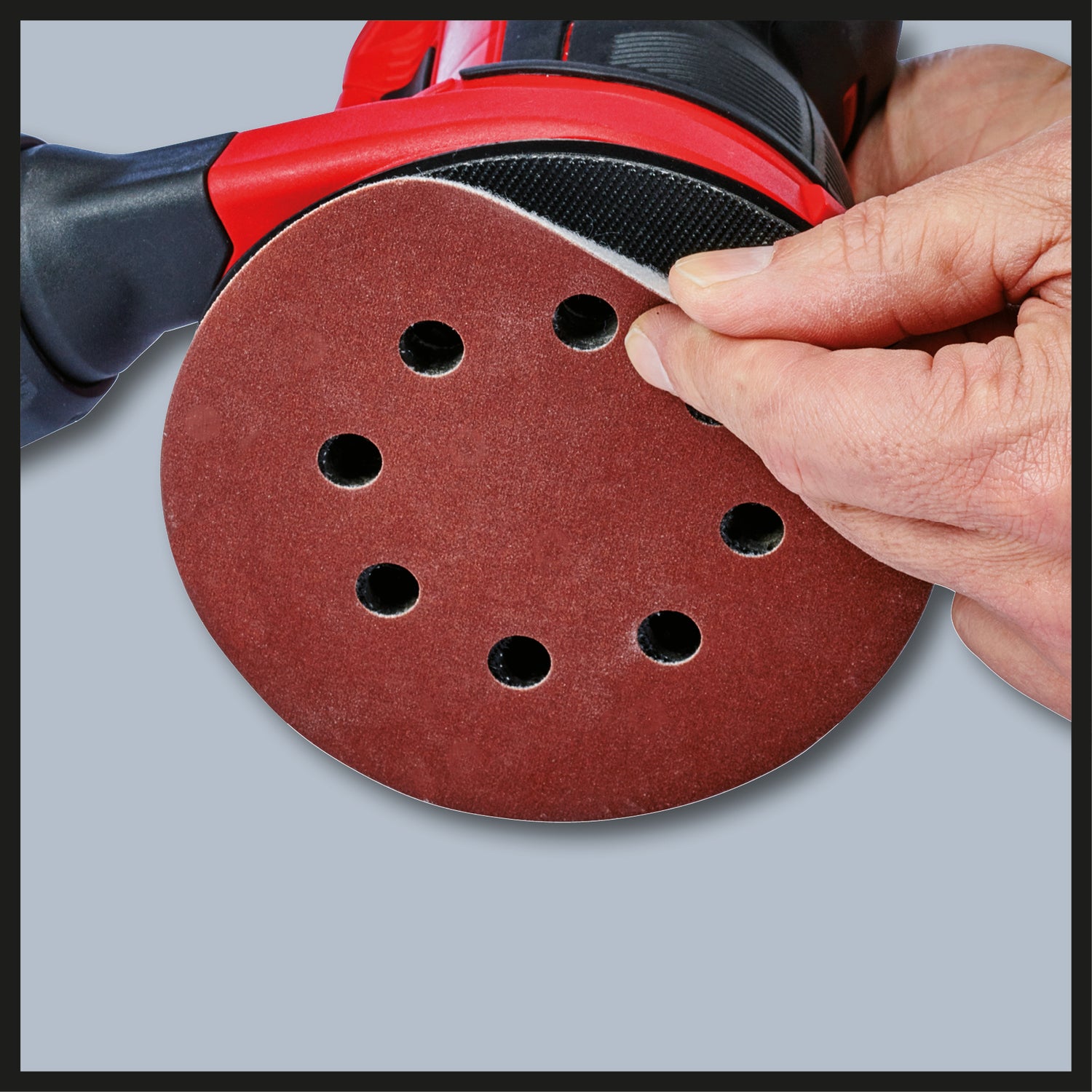 Slefuitor orbital pe acumulator Einhell TE-RS 18 Li-Solo Power X-Change, Litiu-ion, control electronic al vitezei, fixare cu micro-velcro, incl. 1x hartie abraziva P80, fara baterie si incarcator