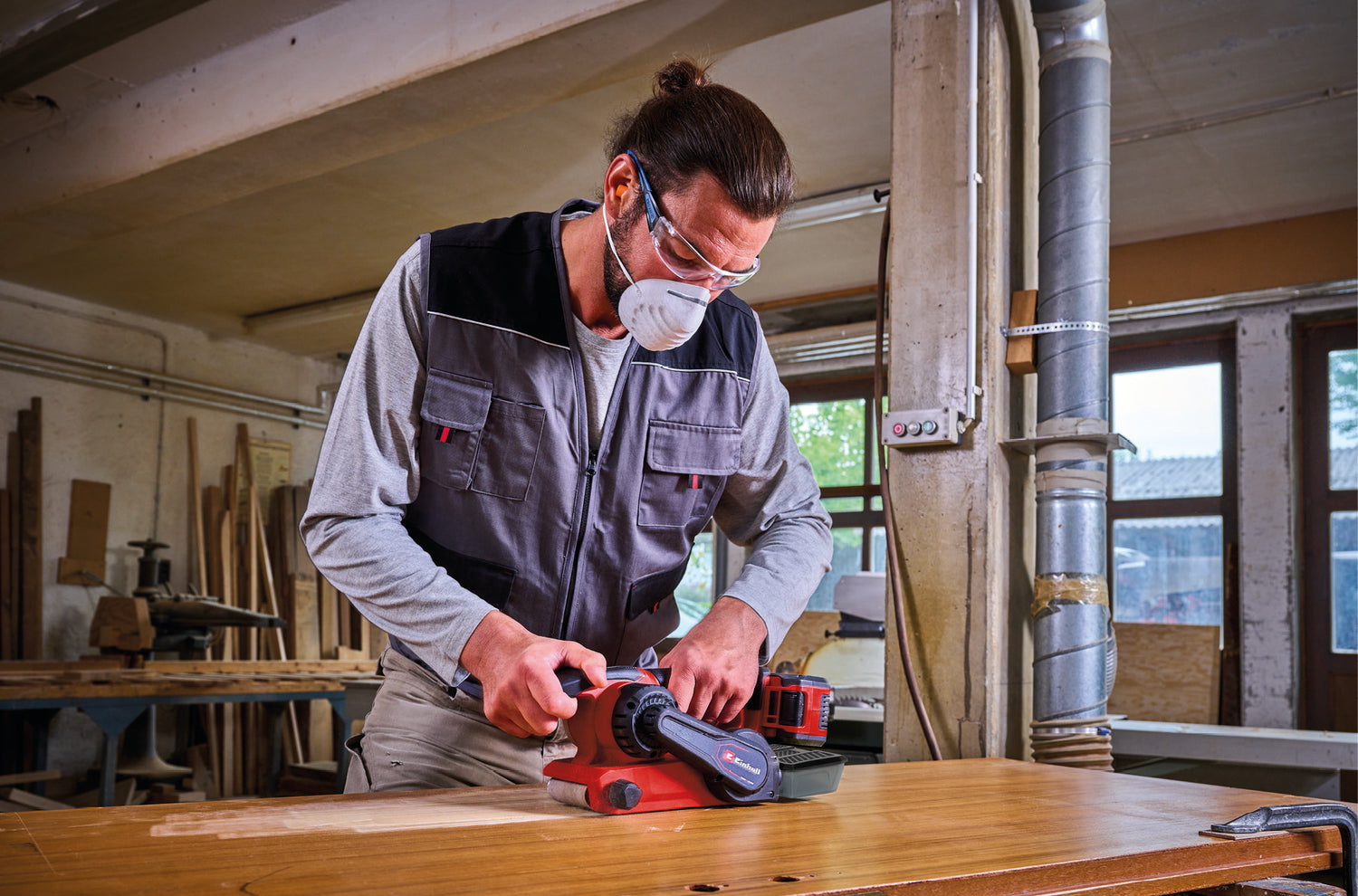 Slefuitor cu banda pe acumulator Einhell Professional TP-BS 18/457 Li BL-Solo Power X-Change, 18 V, Li-Ion, motor fara perii, incl. 3x banda abraziva P80 457x75 mm, fara acumulator si incarcator