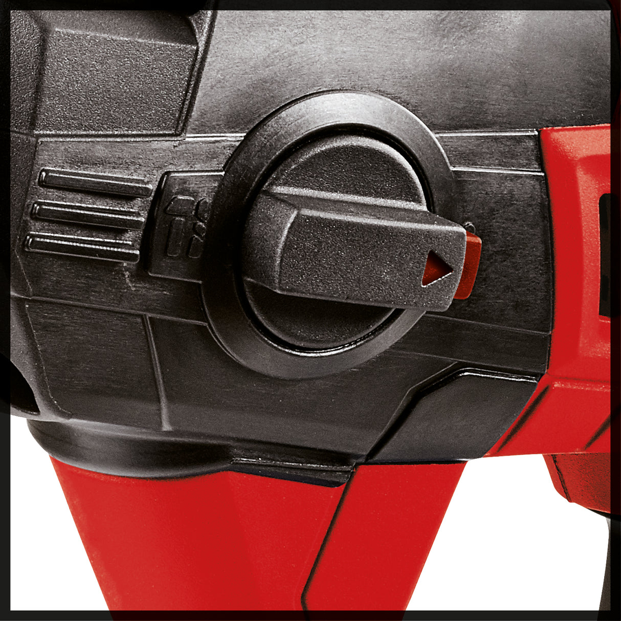 Masina de gaurit si insurubat (bormasina) cu impact pe acumulator Einhell TE-HD 18 Li-Solo, 1.2 J, mecanism de impact pneumatic, mandrina SDS-plus, lumina LED, livrata fara acumulator si incarcator