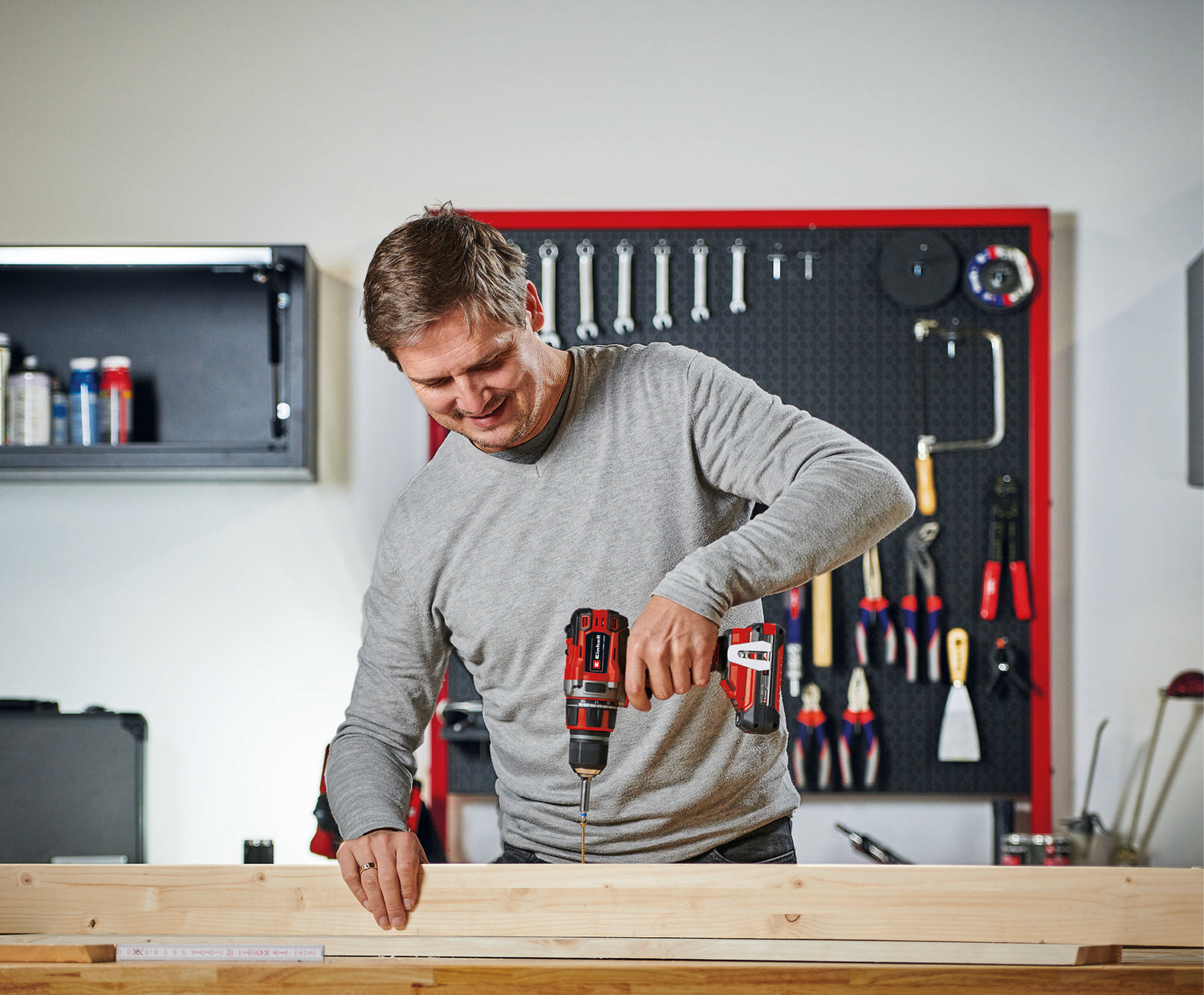 Masina de gaurit si insurubat (bormasina) pe acumulator Einhell Professional TP-CD 18/50 Li BL Solo Power X-Change, 18 V, angrenaj cu 2 trepte, motor fara perii, control electronic al vitezei, livrata fara acumulator