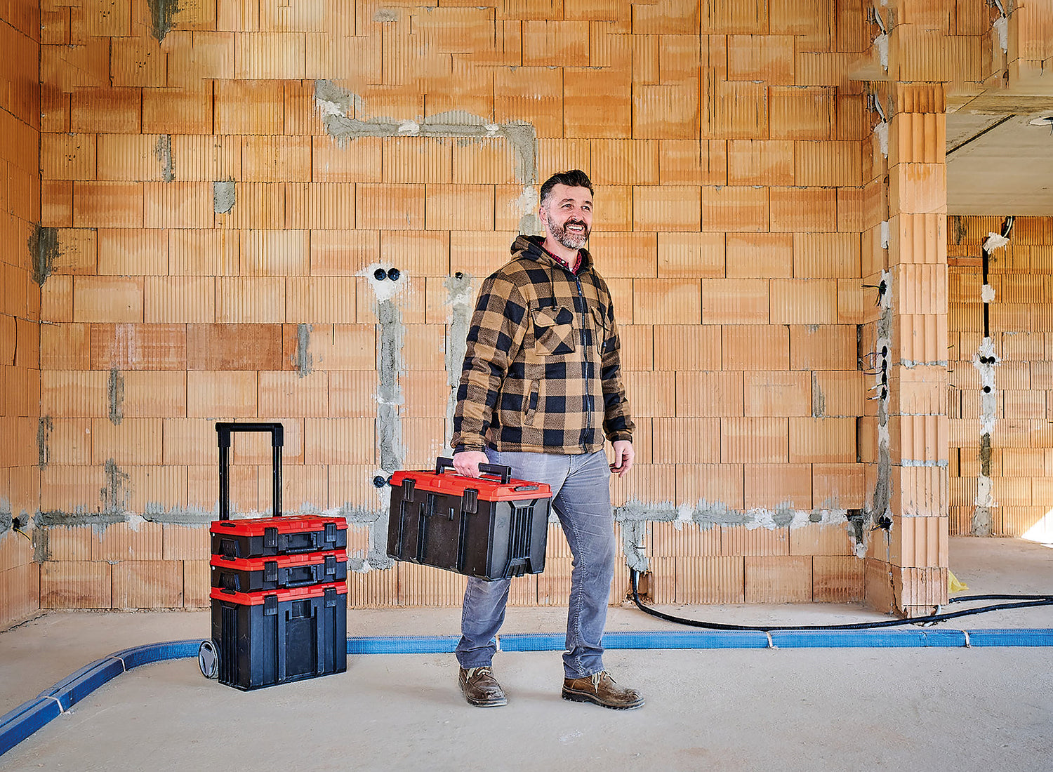 Einhell Originale E-Case M láda (max. 90 kg, tartozékok és szerszámok univerzális tárolására és szállítására, egymásra rakható, összekapcsolható)