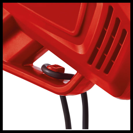 Aspirator electric pentru frunze Einhell GC - EL 3024 E (functie de aspirare/suflare, tub de aspirare Ø 75 mm, putere de aspirare 650 m³/h, functie de tocator, rata de tocare 10:1, viteza de suflare 240 km/h, sac colector 40 l Einhell - scule electrice si unelte profesionale - BricoMart