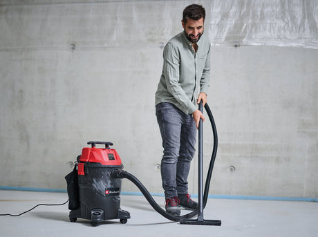 Aspirator umed - uscat Einhell TC - VC 2555 - cablu 3 m, maner transport, 850 W, 25 l BricoMart - scule electrice si unelte profesionale - BricoMart